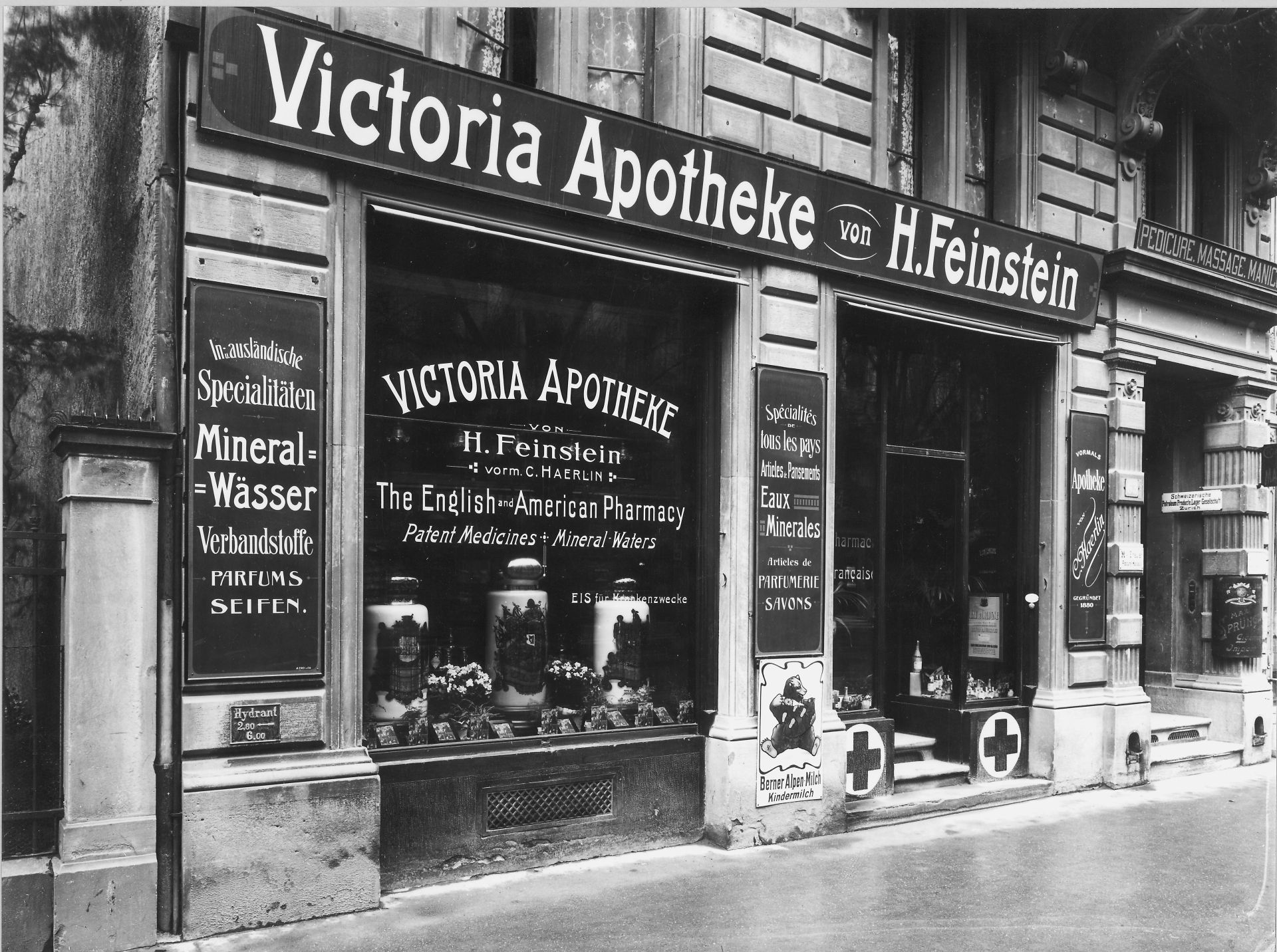 Victoria Apotheke