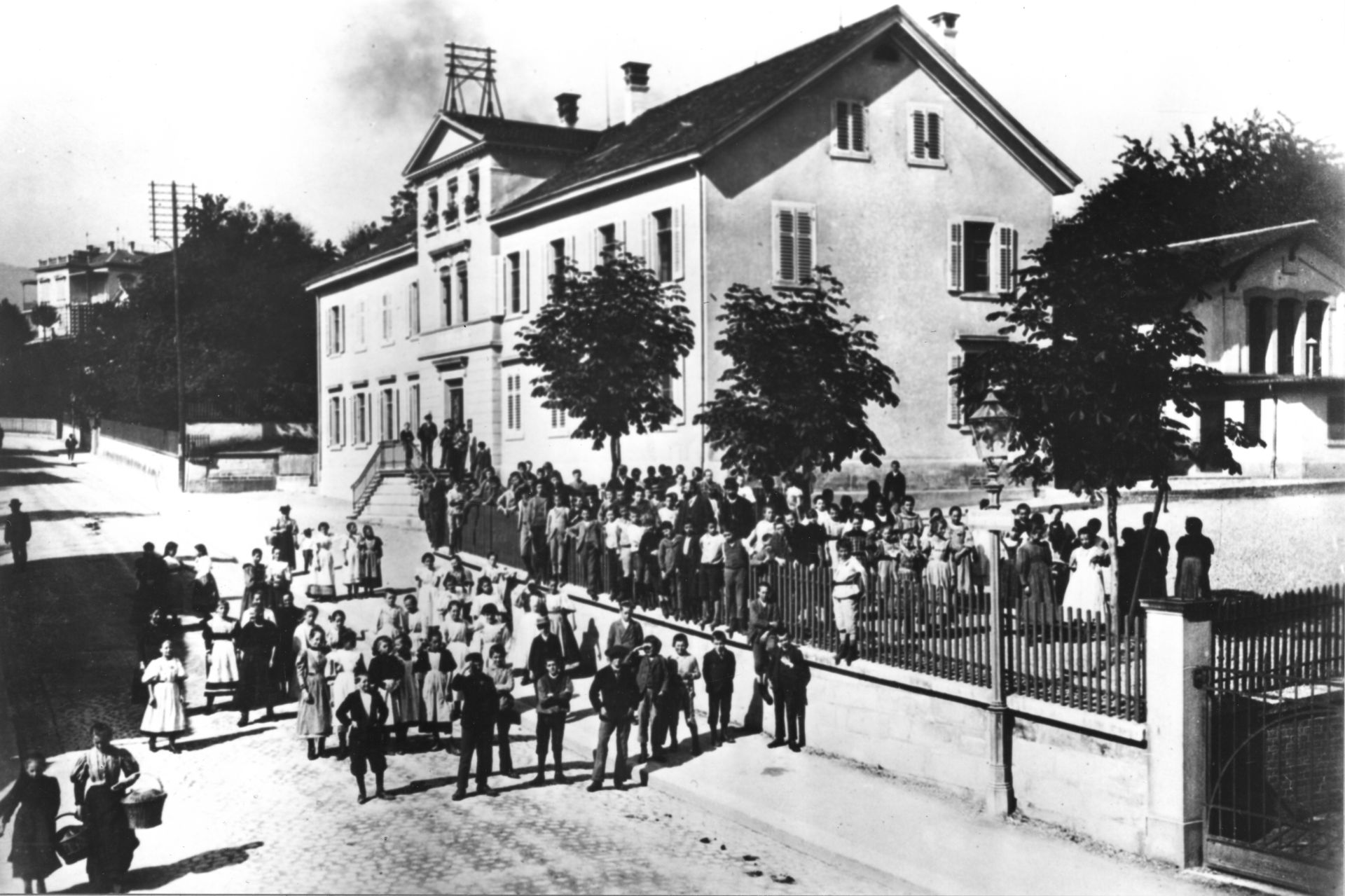 Schulhaus Bederstrasse, Die letzte Znünipause